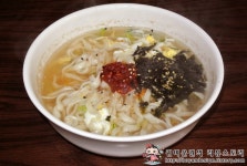 비빔밥과 잔치국수 세트가 3,500원! 대학로 초저가맛집 장수분식!