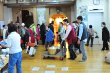 부처님오신날을 봉축하며 행복한마당 경로잔치 열었습니다. > 한국불교대학소식 | 한국불교대학大관음사