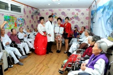 한성요양병원 정기공연(2013. 1.11) ( 감사장 수여식) - ◆+++++ 카페 공지사항 - 가수금지카페 한성요... 