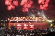 광안리 제 6회 세계불꽃축제... - ◎ 동영상 - 민들레사랑(광주대 경영학과) 광안리 제 6회 세계불꽃축제...