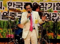 2015 제19회 배호가요제(2015.4.24중구구민회관대강당)... 한국배호가요제총연합회 2015 제19회 배호가요제(2015.4.24중구구민회관대강당)