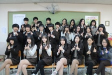 진형이 졸업 앞둔 경일 중학교 3학년5반 멋진 친구들! - 박성원의형제... 박성원의가족모임 진형이 졸업 앞둔 경일 중학교 3학년5반 멋진 친구들!