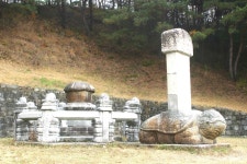 태봉산(胎封山)과 지봉산(止鳳山)의 유래 - 고향 역사 - 추부중21회 동창생들 모여라 태봉산(胎封山)과 지봉산(止鳳山)의 유래