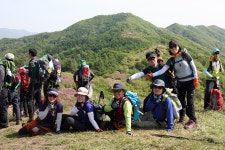 지리산 바래봉 팔랑치로의 철쭉 여행. - 회원 산행일지 - 목포녹색산악회 지리산 바래봉 팔랑치로의 철쭉 여행.