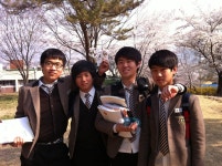 안녕하세요! 8반 봄사진입니다 ^^ - 8*16반 - 송설78회 동기회(김천고 2011) 안녕하세요! 8반 봄사진입니다 ^^