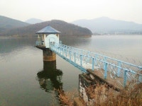 경기도 의왕 가볼만한곳 - 봄을 맞이하고 있는 휴게쉼터 백운호수 | 여행이야기 | 추천여행 | 경기관광플랫폼