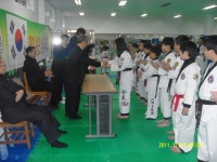 승단심사장에서..김지윤,이선영 - 공인단심사 앨범 - 사직백마합기도 승단심사장에서..김지윤,이선영