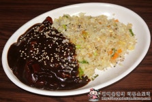 비빔밥과 잔치국수 세트가 3,500원! 대학로 초저가맛집 장수분식!