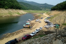 나들이 > 소양호 추곡리에서 : 낚시사랑