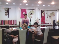 나타사. 감독 김주리. 최찬숙 한복집주인역. - 촬영이야기 - 중년의멋 배우최찬숙. 나타사. 감독 김주리. ...