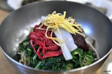 부산 중구 보수동 오랜 세월의 맛 육회비빔밥  새진주식당  - 맛집멋집 출사코리아