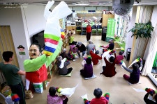 00치매지원센터에서 어르신들과 함께 - 추천갤러리 출사코리아