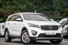 기아 올 뉴 쏘렌토 디젤 2.0 2WD 럭셔리 | SK가 만든 신뢰의 중고차 플랫폼 SK엔카 - 직영몰 / 거래1위 / 방문자수1위 기아 올 뉴 쏘렌토... 