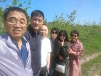 귀농초보 산꼴농장 | 밴드 삼십여년의 세월을뚫고~~ 청년시절에... 30년이다돼서 만난  이명종목사님부부와 친구 곽병윤집사님 부부가산꼴농장 곶...