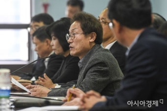 [포토] 모두발언하는 조희연 서울시교육감 - 아시아경제 [포토] 모두발언하는 조희연 서울시교육감