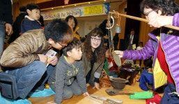 [포토]광주시 북구 건국동, 상상도서관 in 건국마을 스템프 투어 - 아시아경제 [포토]광주시 북구 건국동, 상상도서관 in 건국마을 스템프 투어