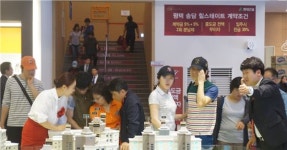 평택 송담 힐스테이트, 견본주택에 1만5000여명 몰려 - 아시아경제 평택 송담 힐스테이트, 견본주택에 1만5000여명 몰려