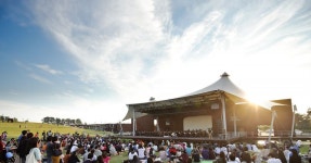 [포토] 코레일심포니, 서울광장서 열린 ‘클래식’ 피날레 - 아시아경제 [포토] 코레일심포니, 서울광장서 열린 ‘클래식’ 피날레