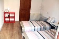 스토리하우스3호점 디럭스룸 - 스투비 한인민박