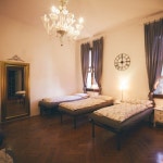 앤티크하우스6인도미토리 - 스투비 한인민박