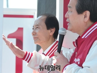 [포토] 대전 유성을 김신호 후보 지원 나선 새누리당 김무성 대표... [포토] 대전 유성을 김신호 후보 지원 나선 새누리당 김무성 대표