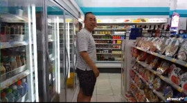 와이고수 - 편의점이 신기하기만한 오랑캐.jpg  편의점이 신기하기만한 오랑캐.jpg 