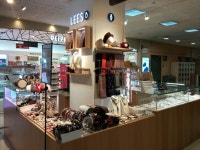  (주)리즈  판매직 - 리즈 - [롯데마트 송파점] 리즈 악세사리 매장... 리즈 - [롯데마트 송파점] 리즈 악세사리 매장 가맹점주 모집 (직원... 