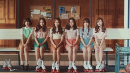 뭐라노 [연예하는여자] 여자친구 ‘교차로’ 뮤비 해석:시간을 달리는 소녀, 은하(1)