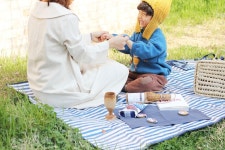 디자인 패브릭 전문브랜드 데코뷰 봄봄봄 봄이왔어요~ 봄이 되면 자꾸만 밖으로 나가고 싶어져요 차 트렁크 한쪽에 항상사용후기 - 주식회사 데코뷰