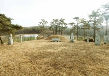 파일:조정만묘.jpg - HeritageWiki
