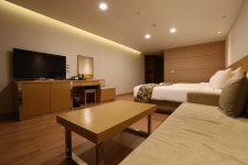 롯데관광::명품여행 <카텔>*애월위치* 유니호텔 2박 +렌트카 (중형) 54시간