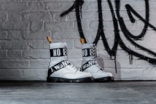 닥터마틴(DR.MARTENS) 1490 10홀 부츠 섹스피스톨즈 - 250,000원 | 우신사 스토어