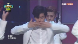 요즘 진짜 중독자 같다고 난리난 아이돌 무대 포즈.jpgif - 인스티즈(instiz) 연예잡담 카테고리 요즘 진짜 중독자 같다고 난리난 아이돌... 