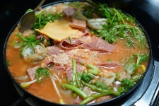 [전주맛집] 금암동 부대찌개 - 인스티즈(instiz, 音思提资) 인티포털 [인티포털] [전주맛집] 금암동 부대찌개