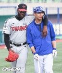 [사진]소사,주인이형! 보고 싶었어   ::: 미주 중앙일보 - The Biggest Nationwide Korean-American Newspaper ::: 