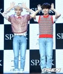 [사진]JBJ95, 귀여운 스파크 포즈   - 미주 중앙일보 