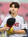 [사진]만루 위기 무실점으로 탈출하는 LG 선발 이민호 - NO.1 축구 전문... 스포탈코리아 [사진]만루 위기 무실점으로 탈출하는 LG 선발 이민호