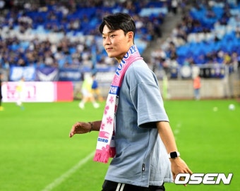 [사진]셀틱 오현규, '친정 빅버드 나들이'::스포탈코리아 [사진]셀틱 오현규, '친정 빅버드 나들이'