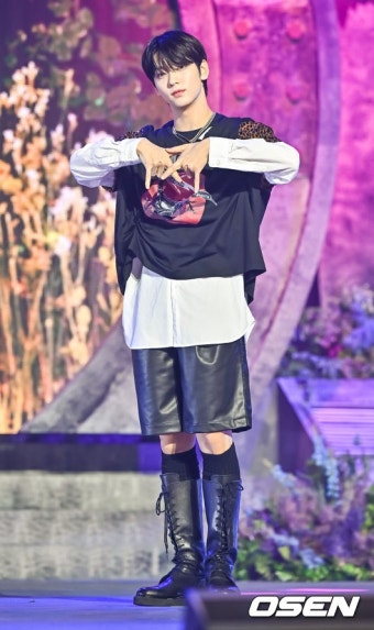 [사진]투모로우바이투게더(TXT) 수빈,'심쿵하게'::스포탈코리아 [사진]투모로우바이투게더(TXT) 수빈,'심쿵하게'