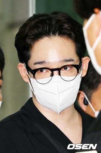 남태현은 국정감사, '전 여친' 서민재는 셀프디스..혐의 인정→마약 근절 강조 [Oh!쎈 이슈]::스포탈코리아 남태현은 국정감사, '전 여친...