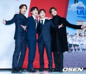 [사진]세븐틴 준-호시-디노-디에잇,살루떼~::스포탈코리아 [사진]세븐틴 준-호시-디노-디에잇,살루떼~