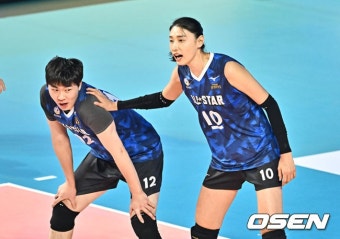 올스타전, K-스타 37-36 짜릿한 1점차 승리 [올스타전]::스포탈코리아 ‘슬릭백·내 귀에 캔디·헤드샷’ 퍼포먼스 가득했던 올스타전, K-스타 37...