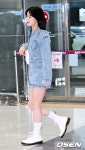 [사진]빌리 시윤, '매력 뽐내며 출국'::스포탈코리아 [사진]빌리 시윤, '매력 뽐내며 출국'