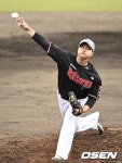 [사진]역투하는 김민::스포탈코리아 [사진]역투하는 김민
