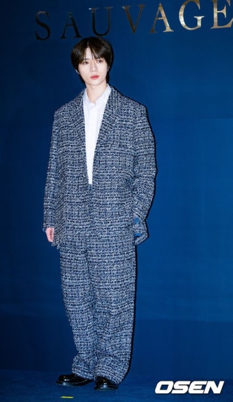 [사진]투모로우바이투게더 범규,'오버핏으로 멋스럽게'::스포탈코리아 [사진]투모로우바이투게더 범규,'오버핏으로 멋스럽게'