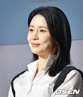 [사진]이보영, '하이드'로 첫 OTT 도전::스포탈코리아 [사진]이보영, '하이드'로 첫 OTT 도전