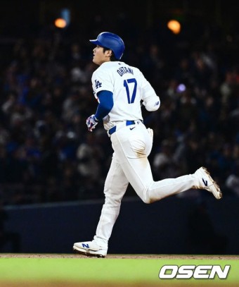 [사진]오타니, 다저스에서 첫 홈런::스포탈코리아 [사진]오타니, 다저스에서 첫 홈런