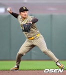 이정후 무안타-김하성 1볼넷 1득점, 2G 연속 무안타 침묵…SD, 프로파... 무안타-김하성 1볼넷 1득점, 2G 연속 무안타 침묵…SD, 프로파... 