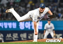 ‘ERA 4.66→1.29’ NC 필승조의 뉴 페이스가 된 호주 유학파, 164세이브 클로저도 “덕분에 저도 편하게 나간다” 찬사 [오!쎈 창원]... 