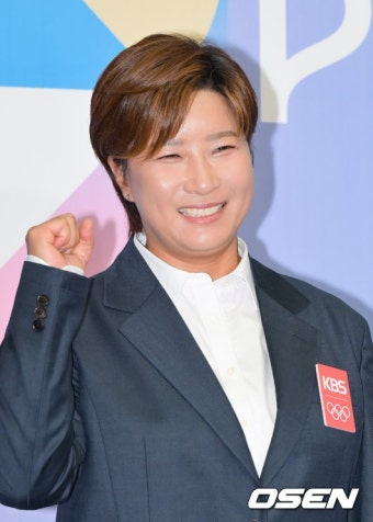 [사진]박세리 해설위원,'밝은 표정'::스포탈코리아 [사진]박세리 해설위원,'밝은 표정'